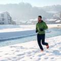 Zimowe kurtki do biegania, które zapewnią Ci ciepło i suchość